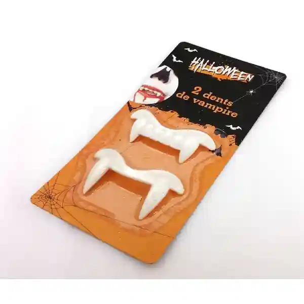 Horrible Vampire Makeup Teeth