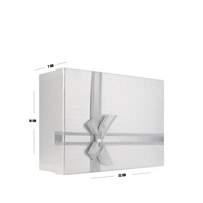 White Textured Gift Box with Silver Ribbon – 22 x 16 x 7 cm