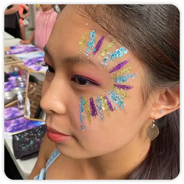 Glitter Bar Station