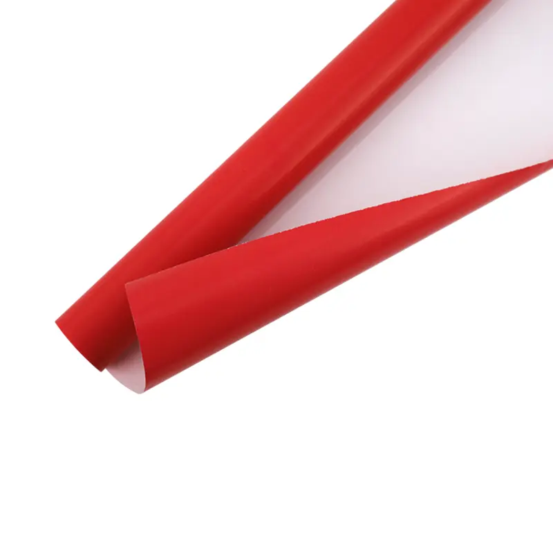 Red Gift Wrapping Paper Roll – 70 cm x 200 cm 