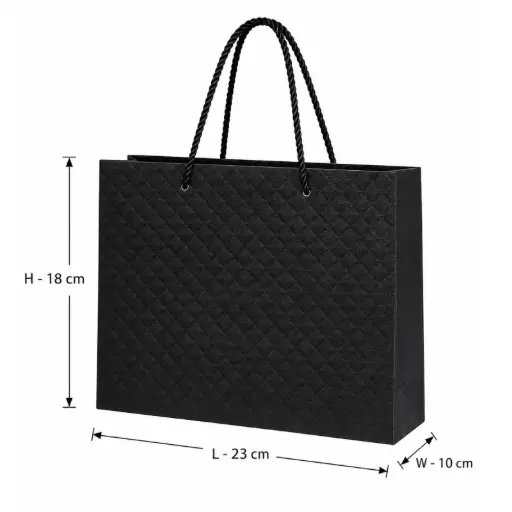[00057793] Black Quilted Gift Bag – Small (23 × 18 × 10 cm)